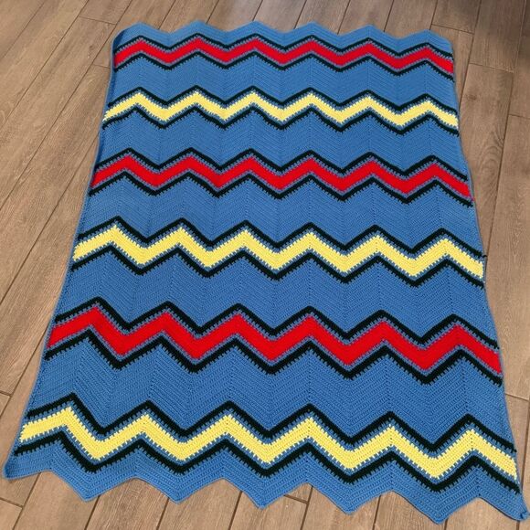 Blue Red Yellow Chevron Afghan Throw Blanket Handmade 55x52 - Picture 1 of 7